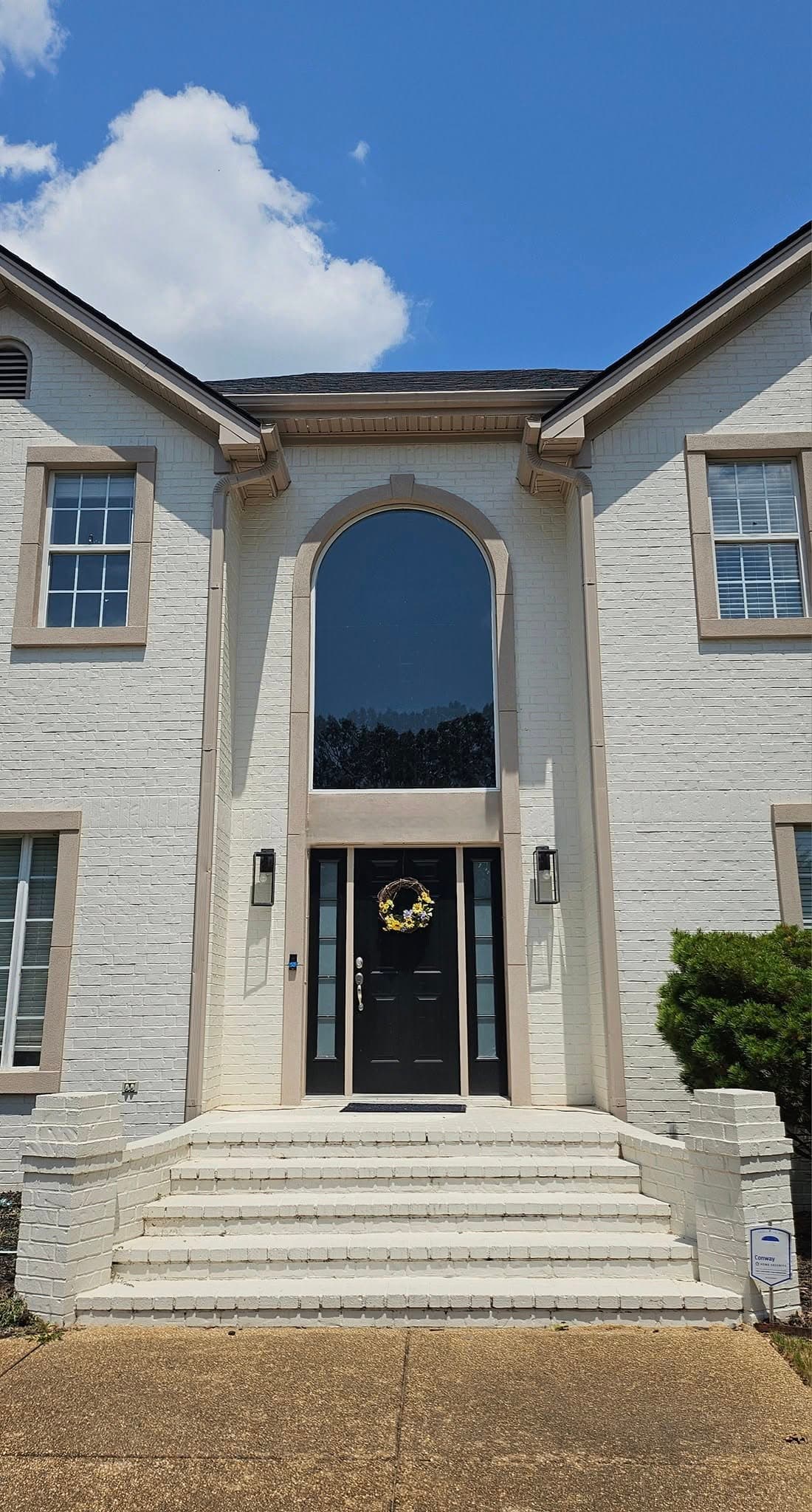 Residential arched window